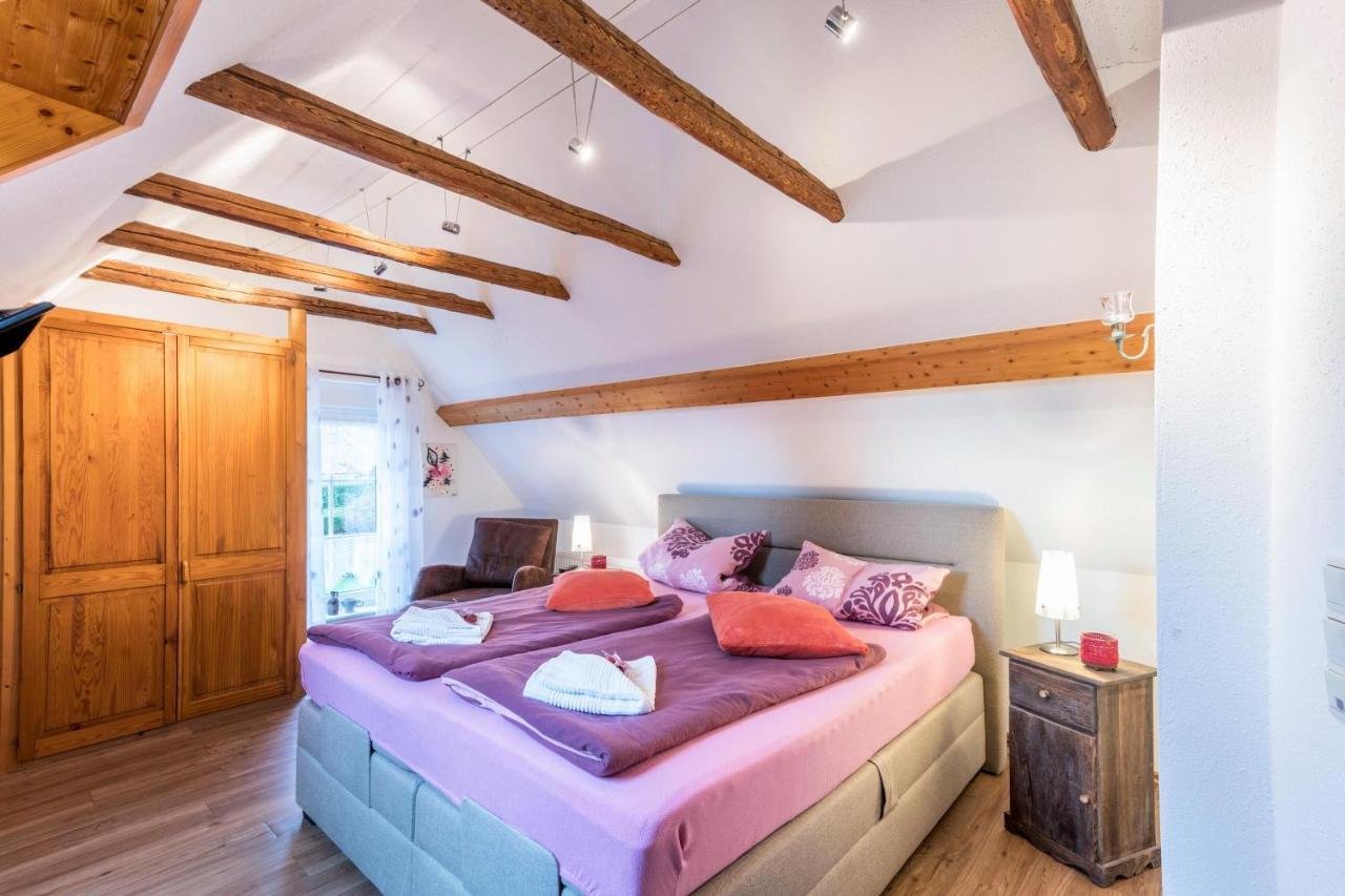 Adler Apartment *